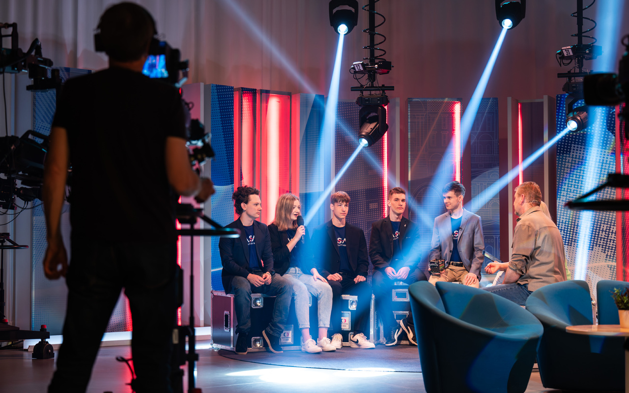 LASAR Team at the Czech Television Show Dobré Ráno.jpg