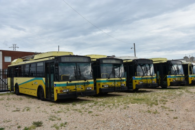 Vyřazené české trolejbusy Škoda 14 TrE v americkém Daytonu. 
